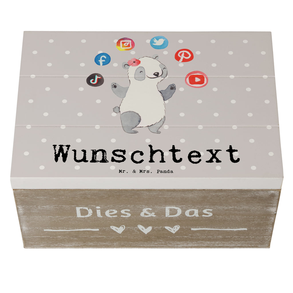 Personalisierte Holzkiste Influencerin mit Herz Holzkiste mit Namen, Kiste mit Namen, Schatzkiste mit Namen, Truhe mit Namen, Schatulle mit Namen, Erinnerungsbox mit Namen, Erinnerungskiste, mit Namen, Dekokiste mit Namen, Aufbewahrungsbox mit Namen, Holzkiste Personalisiert, Kiste Personalisiert, Schatzkiste Personalisiert, Truhe Personalisiert, Schatulle Personalisiert, Erinnerungsbox Personalisiert, Erinnerungskiste Personalisiert, Dekokiste Personalisiert, Aufbewahrungsbox Personalisiert, Beruf, Ausbildung, Jubiläum, Abschied, Rente, Kollege, Kollegin, Geschenk, Schenken, Arbeitskollege, Mitarbeiter, Firma, Danke, Dankeschön