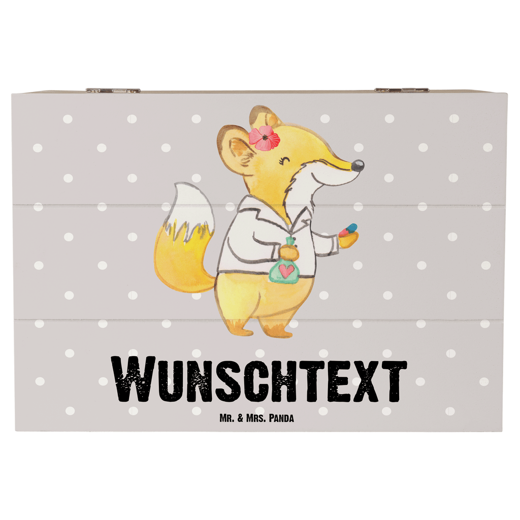 Personalisierte Holzkiste Apothekerin mit Herz Holzkiste mit Namen, Kiste mit Namen, Schatzkiste mit Namen, Truhe mit Namen, Schatulle mit Namen, Erinnerungsbox mit Namen, Erinnerungskiste, mit Namen, Dekokiste mit Namen, Aufbewahrungsbox mit Namen, Holzkiste Personalisiert, Kiste Personalisiert, Schatzkiste Personalisiert, Truhe Personalisiert, Schatulle Personalisiert, Erinnerungsbox Personalisiert, Erinnerungskiste Personalisiert, Dekokiste Personalisiert, Aufbewahrungsbox Personalisiert, Beruf, Ausbildung, Jubiläum, Abschied, Rente, Kollege, Kollegin, Geschenk, Schenken, Arbeitskollege, Mitarbeiter, Firma, Danke, Dankeschön, Apothekerin, Pharmazie, Staatsexamen, Approbation, Eröffnung Apotheke