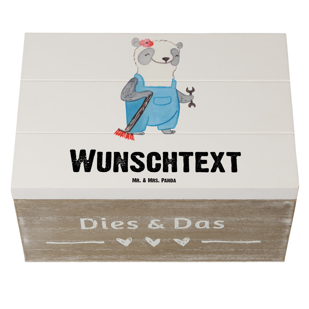 Personalisierte Holzkiste Hausmeisterin mit Herz Holzkiste mit Namen, Kiste mit Namen, Schatzkiste mit Namen, Truhe mit Namen, Schatulle mit Namen, Erinnerungsbox mit Namen, Erinnerungskiste, mit Namen, Dekokiste mit Namen, Aufbewahrungsbox mit Namen, Holzkiste Personalisiert, Kiste Personalisiert, Schatzkiste Personalisiert, Truhe Personalisiert, Schatulle Personalisiert, Erinnerungsbox Personalisiert, Erinnerungskiste Personalisiert, Dekokiste Personalisiert, Aufbewahrungsbox Personalisiert, Beruf, Ausbildung, Jubiläum, Abschied, Rente, Kollege, Kollegin, Geschenk, Schenken, Arbeitskollege, Mitarbeiter, Firma, Danke, Dankeschön, Hausmeisterin, Concierge, Hausverwalterin, Facility Manager