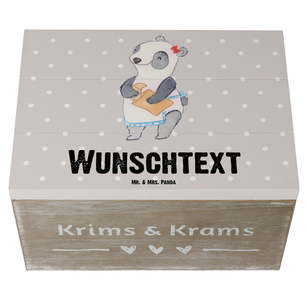 Personalisierte Holzkiste Bäckerin mit Herz Holzkiste mit Namen, Kiste mit Namen, Schatzkiste mit Namen, Truhe mit Namen, Schatulle mit Namen, Erinnerungsbox mit Namen, Erinnerungskiste, mit Namen, Dekokiste mit Namen, Aufbewahrungsbox mit Namen, Holzkiste Personalisiert, Kiste Personalisiert, Schatzkiste Personalisiert, Truhe Personalisiert, Schatulle Personalisiert, Erinnerungsbox Personalisiert, Erinnerungskiste Personalisiert, Dekokiste Personalisiert, Aufbewahrungsbox Personalisiert, Beruf, Ausbildung, Jubiläum, Abschied, Rente, Kollege, Kollegin, Geschenk, Schenken, Arbeitskollege, Mitarbeiter, Firma, Danke, Dankeschön, Bäckerin, Konditorin, Brotbäckerin, Bäckerei, Backstube, Bäckerladen, Brotmanufaktur