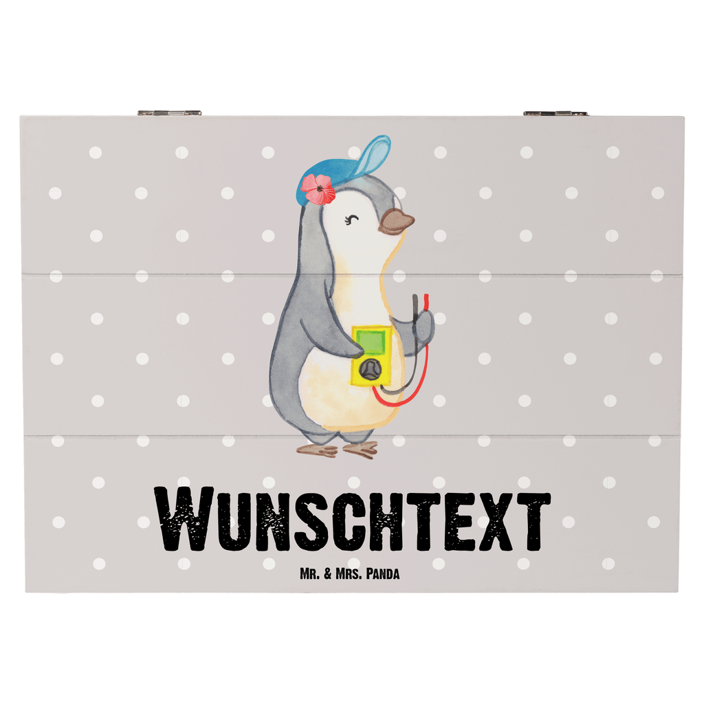 Personalisierte Holzkiste Elektrikerin mit Herz Holzkiste mit Namen, Kiste mit Namen, Schatzkiste mit Namen, Truhe mit Namen, Schatulle mit Namen, Erinnerungsbox mit Namen, Erinnerungskiste, mit Namen, Dekokiste mit Namen, Aufbewahrungsbox mit Namen, Holzkiste Personalisiert, Kiste Personalisiert, Schatzkiste Personalisiert, Truhe Personalisiert, Schatulle Personalisiert, Erinnerungsbox Personalisiert, Erinnerungskiste Personalisiert, Dekokiste Personalisiert, Aufbewahrungsbox Personalisiert, Beruf, Ausbildung, Jubiläum, Abschied, Rente, Kollege, Kollegin, Geschenk, Schenken, Arbeitskollege, Mitarbeiter, Firma, Danke, Dankeschön, Elektrikerin, Elektronmonteurin, Elektrotechnikerin, Elektroinstallateurin, Elektromeisterin, Gesellenprüfung