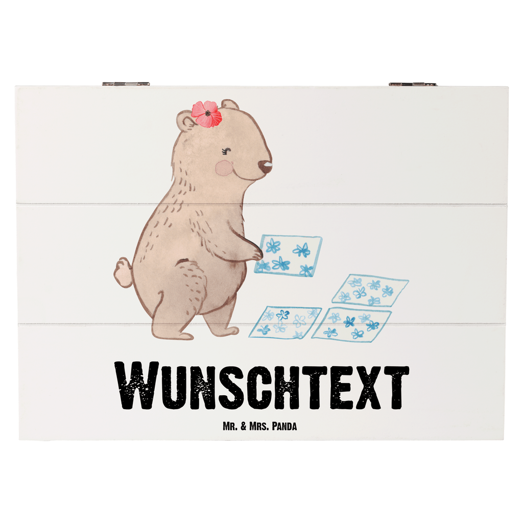 Personalisierte Holzkiste Fliesenlegerin mit Herz Holzkiste mit Namen, Kiste mit Namen, Schatzkiste mit Namen, Truhe mit Namen, Schatulle mit Namen, Erinnerungsbox mit Namen, Erinnerungskiste, mit Namen, Dekokiste mit Namen, Aufbewahrungsbox mit Namen, Holzkiste Personalisiert, Kiste Personalisiert, Schatzkiste Personalisiert, Truhe Personalisiert, Schatulle Personalisiert, Erinnerungsbox Personalisiert, Erinnerungskiste Personalisiert, Dekokiste Personalisiert, Aufbewahrungsbox Personalisiert, Beruf, Ausbildung, Jubiläum, Abschied, Rente, Kollege, Kollegin, Geschenk, Schenken, Arbeitskollege, Mitarbeiter, Firma, Danke, Dankeschön, Fliesenlegerin, Gesellenprüfung, Fliesenlegermeisterin, Fliesenlegerbetrieb, Fliesenfachhandel, Handwerk