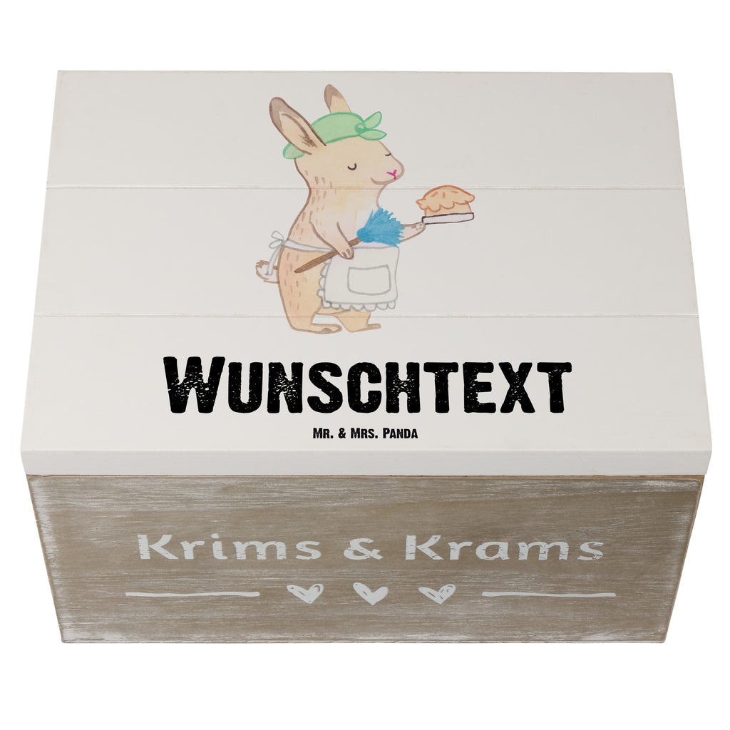 Personalisierte Holzkiste Haushaltshilfe mit Herz Holzkiste mit Namen, Kiste mit Namen, Schatzkiste mit Namen, Truhe mit Namen, Schatulle mit Namen, Erinnerungsbox mit Namen, Erinnerungskiste, mit Namen, Dekokiste mit Namen, Aufbewahrungsbox mit Namen, Holzkiste Personalisiert, Kiste Personalisiert, Schatzkiste Personalisiert, Truhe Personalisiert, Schatulle Personalisiert, Erinnerungsbox Personalisiert, Erinnerungskiste Personalisiert, Dekokiste Personalisiert, Aufbewahrungsbox Personalisiert, Beruf, Ausbildung, Jubiläum, Abschied, Rente, Kollege, Kollegin, Geschenk, Schenken, Arbeitskollege, Mitarbeiter, Firma, Danke, Dankeschön, Haushaltshilfe, Putzfrau, Reinigungskraft