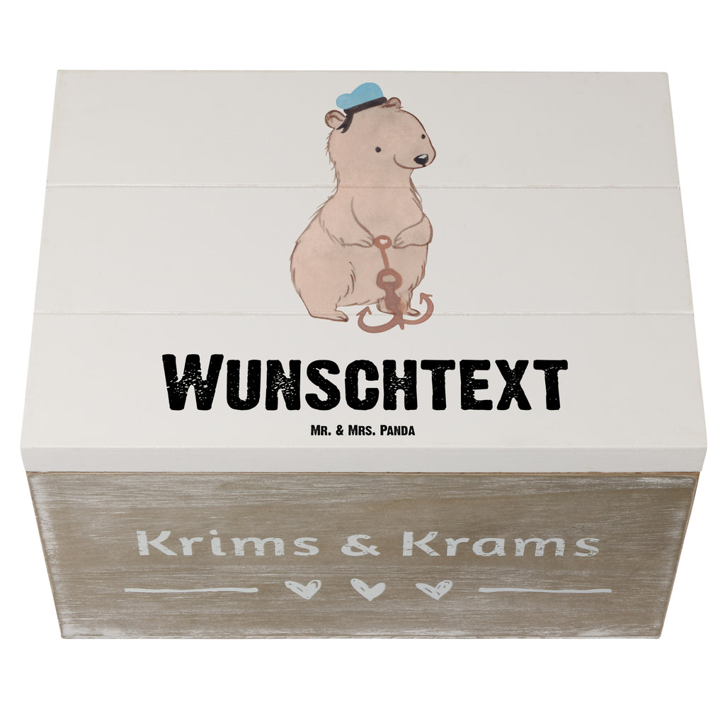 Personalisierte Holzkiste Matrosin mit Herz Holzkiste mit Namen, Kiste mit Namen, Schatzkiste mit Namen, Truhe mit Namen, Schatulle mit Namen, Erinnerungsbox mit Namen, Erinnerungskiste, mit Namen, Dekokiste mit Namen, Aufbewahrungsbox mit Namen, Holzkiste Personalisiert, Kiste Personalisiert, Schatzkiste Personalisiert, Truhe Personalisiert, Schatulle Personalisiert, Erinnerungsbox Personalisiert, Erinnerungskiste Personalisiert, Dekokiste Personalisiert, Aufbewahrungsbox Personalisiert, Beruf, Ausbildung, Jubiläum, Abschied, Rente, Kollege, Kollegin, Geschenk, Schenken, Arbeitskollege, Mitarbeiter, Firma, Danke, Dankeschön, Matrosin, Seeleute, Schiff, Schiffsmechanikerin