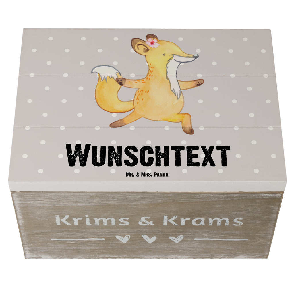 Personalisierte Holzkiste Yogalehrerin mit Herz Holzkiste mit Namen, Kiste mit Namen, Schatzkiste mit Namen, Truhe mit Namen, Schatulle mit Namen, Erinnerungsbox mit Namen, Erinnerungskiste, mit Namen, Dekokiste mit Namen, Aufbewahrungsbox mit Namen, Holzkiste Personalisiert, Kiste Personalisiert, Schatzkiste Personalisiert, Truhe Personalisiert, Schatulle Personalisiert, Erinnerungsbox Personalisiert, Erinnerungskiste Personalisiert, Dekokiste Personalisiert, Aufbewahrungsbox Personalisiert, Beruf, Ausbildung, Jubiläum, Abschied, Rente, Kollege, Kollegin, Geschenk, Schenken, Arbeitskollege, Mitarbeiter, Firma, Danke, Dankeschön