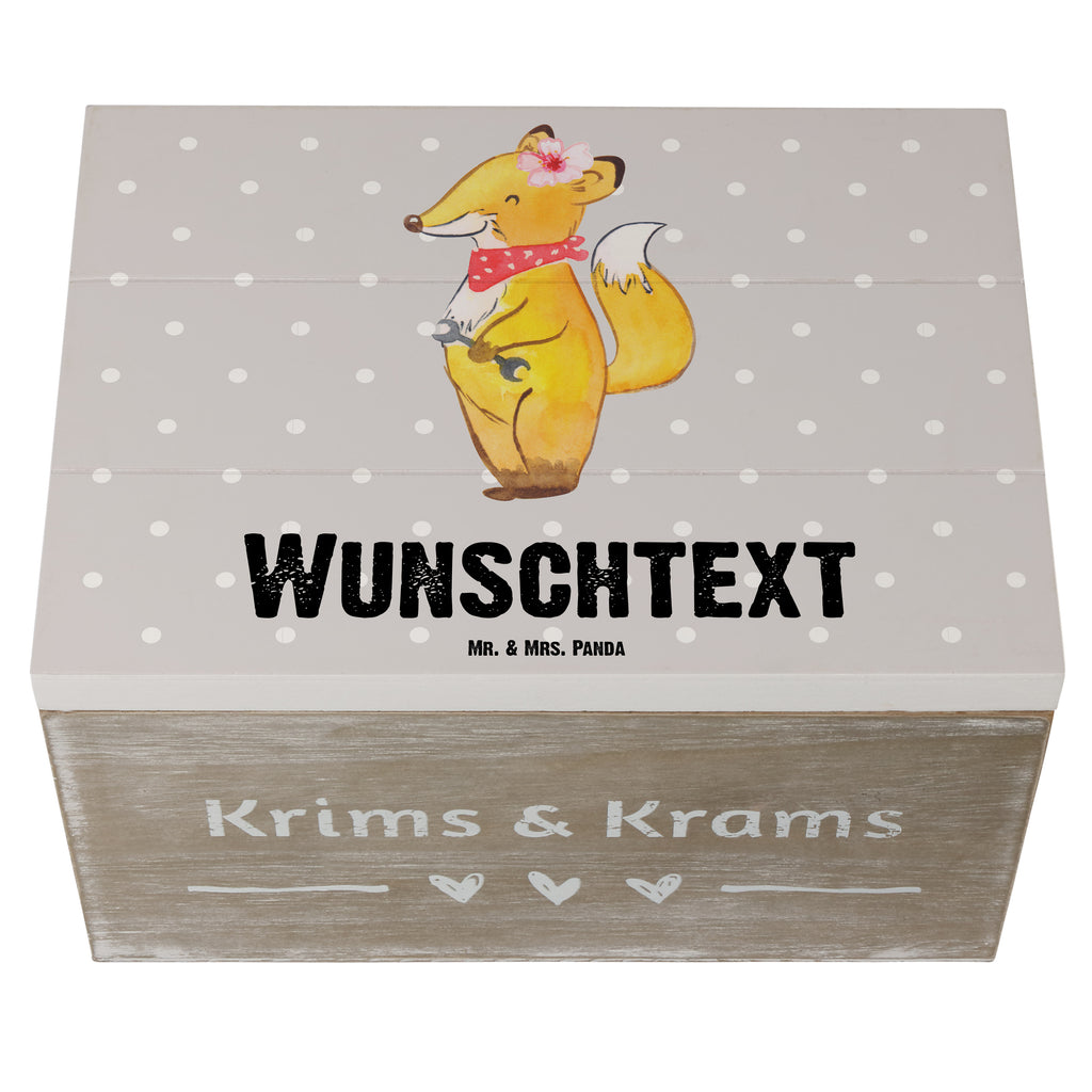 Personalisierte Holzkiste Kfz-Mechatronikerin mit Herz Holzkiste mit Namen, Kiste mit Namen, Schatzkiste mit Namen, Truhe mit Namen, Schatulle mit Namen, Erinnerungsbox mit Namen, Erinnerungskiste, mit Namen, Dekokiste mit Namen, Aufbewahrungsbox mit Namen, Holzkiste Personalisiert, Kiste Personalisiert, Schatzkiste Personalisiert, Truhe Personalisiert, Schatulle Personalisiert, Erinnerungsbox Personalisiert, Erinnerungskiste Personalisiert, Dekokiste Personalisiert, Aufbewahrungsbox Personalisiert, Beruf, Ausbildung, Jubiläum, Abschied, Rente, Kollege, Kollegin, Geschenk, Schenken, Arbeitskollege, Mitarbeiter, Firma, Danke, Dankeschön, Kfz-Mechatronikerin, Kraftfahrzeugmechanikerin, Meisterin, Gesellenprüfung