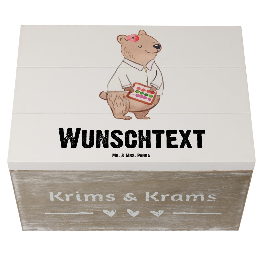 Personalisierte Holzkiste Bankfachfrau mit Herz Holzkiste mit Namen, Kiste mit Namen, Schatzkiste mit Namen, Truhe mit Namen, Schatulle mit Namen, Erinnerungsbox mit Namen, Erinnerungskiste, mit Namen, Dekokiste mit Namen, Aufbewahrungsbox mit Namen, Holzkiste Personalisiert, Kiste Personalisiert, Schatzkiste Personalisiert, Truhe Personalisiert, Schatulle Personalisiert, Erinnerungsbox Personalisiert, Erinnerungskiste Personalisiert, Dekokiste Personalisiert, Aufbewahrungsbox Personalisiert, Beruf, Ausbildung, Jubiläum, Abschied, Rente, Kollege, Kollegin, Geschenk, Schenken, Arbeitskollege, Mitarbeiter, Firma, Danke, Dankeschön, Bankfachfrau, Bankangestellte, Bänkerin, Bankberaterin