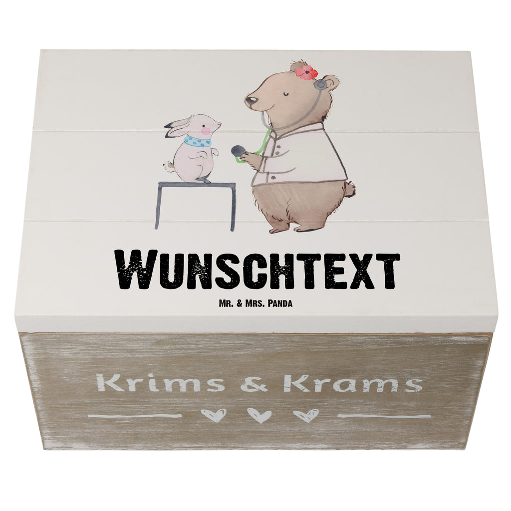 Personalisierte Holzkiste Tierheilpraktikerin mit Herz Holzkiste mit Namen, Kiste mit Namen, Schatzkiste mit Namen, Truhe mit Namen, Schatulle mit Namen, Erinnerungsbox mit Namen, Erinnerungskiste, mit Namen, Dekokiste mit Namen, Aufbewahrungsbox mit Namen, Holzkiste Personalisiert, Kiste Personalisiert, Schatzkiste Personalisiert, Truhe Personalisiert, Schatulle Personalisiert, Erinnerungsbox Personalisiert, Erinnerungskiste Personalisiert, Dekokiste Personalisiert, Aufbewahrungsbox Personalisiert, Beruf, Ausbildung, Jubiläum, Abschied, Rente, Kollege, Kollegin, Geschenk, Schenken, Arbeitskollege, Mitarbeiter, Firma, Danke, Dankeschön