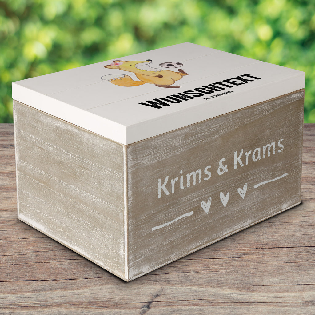 Personalisierte Holzkiste Fußballerin mit Herz Holzkiste mit Namen, Kiste mit Namen, Schatzkiste mit Namen, Truhe mit Namen, Schatulle mit Namen, Erinnerungsbox mit Namen, Erinnerungskiste, mit Namen, Dekokiste mit Namen, Aufbewahrungsbox mit Namen, Holzkiste Personalisiert, Kiste Personalisiert, Schatzkiste Personalisiert, Truhe Personalisiert, Schatulle Personalisiert, Erinnerungsbox Personalisiert, Erinnerungskiste Personalisiert, Dekokiste Personalisiert, Aufbewahrungsbox Personalisiert, Beruf, Ausbildung, Jubiläum, Abschied, Rente, Kollege, Kollegin, Geschenk, Schenken, Arbeitskollege, Mitarbeiter, Firma, Danke, Dankeschön, Fußballerin, Fußballspielerin, Profi Fußballerin, Fußballspiel, Glücksbringer
