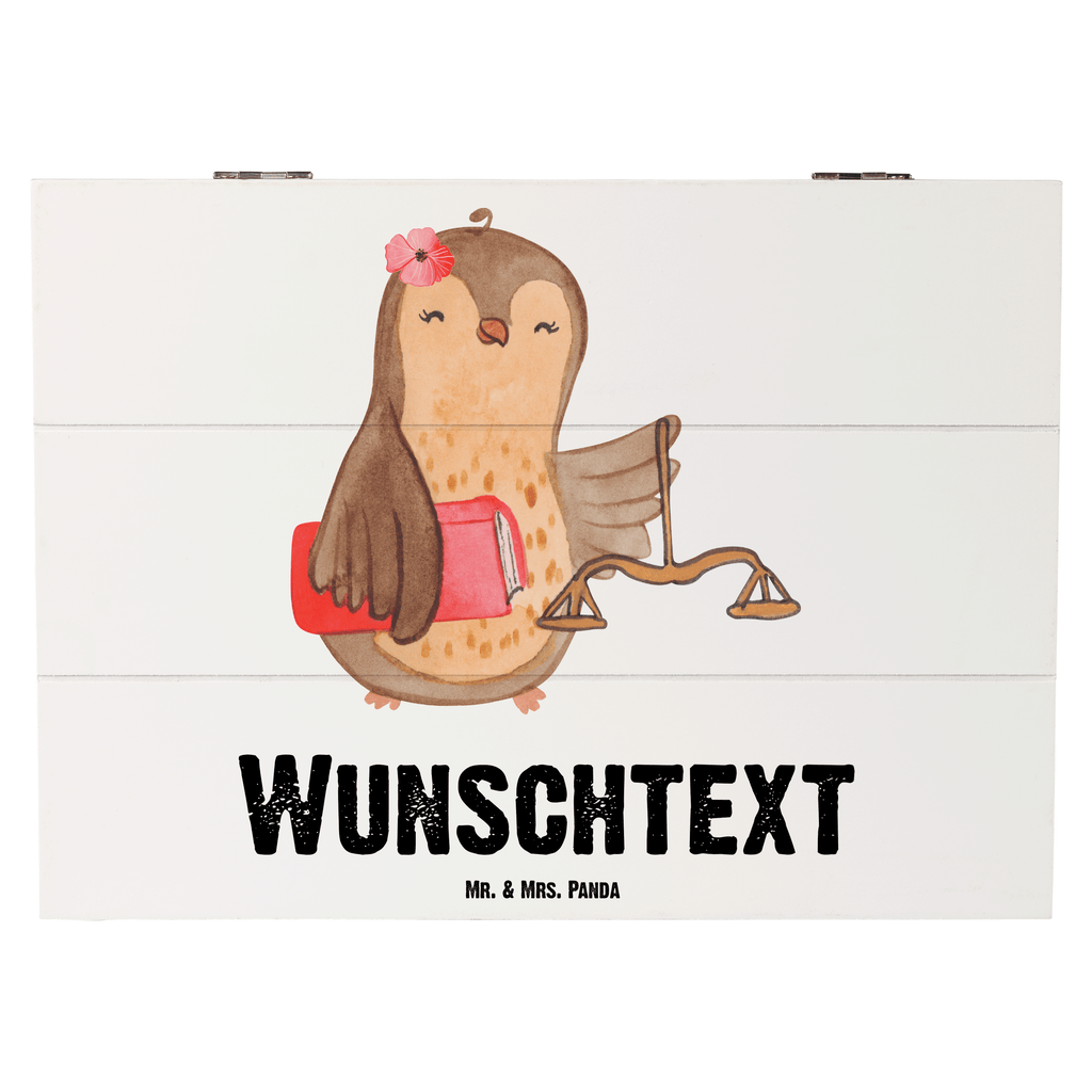 Personalisierte Holzkiste Juristin mit Herz Holzkiste mit Namen, Kiste mit Namen, Schatzkiste mit Namen, Truhe mit Namen, Schatulle mit Namen, Erinnerungsbox mit Namen, Erinnerungskiste, mit Namen, Dekokiste mit Namen, Aufbewahrungsbox mit Namen, Holzkiste Personalisiert, Kiste Personalisiert, Schatzkiste Personalisiert, Truhe Personalisiert, Schatulle Personalisiert, Erinnerungsbox Personalisiert, Erinnerungskiste Personalisiert, Dekokiste Personalisiert, Aufbewahrungsbox Personalisiert, Beruf, Ausbildung, Jubiläum, Abschied, Rente, Kollege, Kollegin, Geschenk, Schenken, Arbeitskollege, Mitarbeiter, Firma, Danke, Dankeschön, Juristin, Anwältin, Jura Studium, Master of laws, Staatsexamen, Jurastudent, Anwaltskanzlei