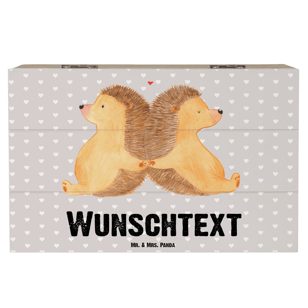 Personalisierte Holzkiste Igel händchenhaltend Holzkiste mit Namen, Kiste mit Namen, Schatzkiste mit Namen, Truhe mit Namen, Schatulle mit Namen, Erinnerungsbox mit Namen, Erinnerungskiste, mit Namen, Dekokiste mit Namen, Aufbewahrungsbox mit Namen, Holzkiste Personalisiert, Kiste Personalisiert, Schatzkiste Personalisiert, Truhe Personalisiert, Schatulle Personalisiert, Erinnerungsbox Personalisiert, Erinnerungskiste Personalisiert, Dekokiste Personalisiert, Aufbewahrungsbox Personalisiert, Liebe, Partner, Freund, Freundin, Ehemann, Ehefrau, Heiraten, Verlobung, Heiratsantrag, Liebesgeschenk, Jahrestag, Hocheitstag, Igel, Igelliebe, Hand in Hand, Liebesbeweis, große Liebe, Liebesbotschaft, Hochzeit, Lieblingsmensch, Gemeinsamkeit, Love, Geschenk für zwei