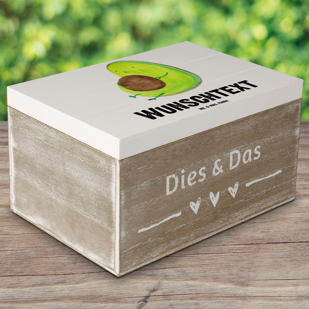 Personalisierte Holzkiste Avocado pfeift Holzkiste mit Namen, Kiste mit Namen, Schatzkiste mit Namen, Truhe mit Namen, Schatulle mit Namen, Erinnerungsbox mit Namen, Erinnerungskiste, mit Namen, Dekokiste mit Namen, Aufbewahrungsbox mit Namen, Holzkiste Personalisiert, Kiste Personalisiert, Schatzkiste Personalisiert, Truhe Personalisiert, Schatulle Personalisiert, Erinnerungsbox Personalisiert, Erinnerungskiste Personalisiert, Dekokiste Personalisiert, Aufbewahrungsbox Personalisiert, Avocado, Veggie, Vegan, Gesund, Diät, Abnehmen, Ernährung, dick sein, Pummelfee