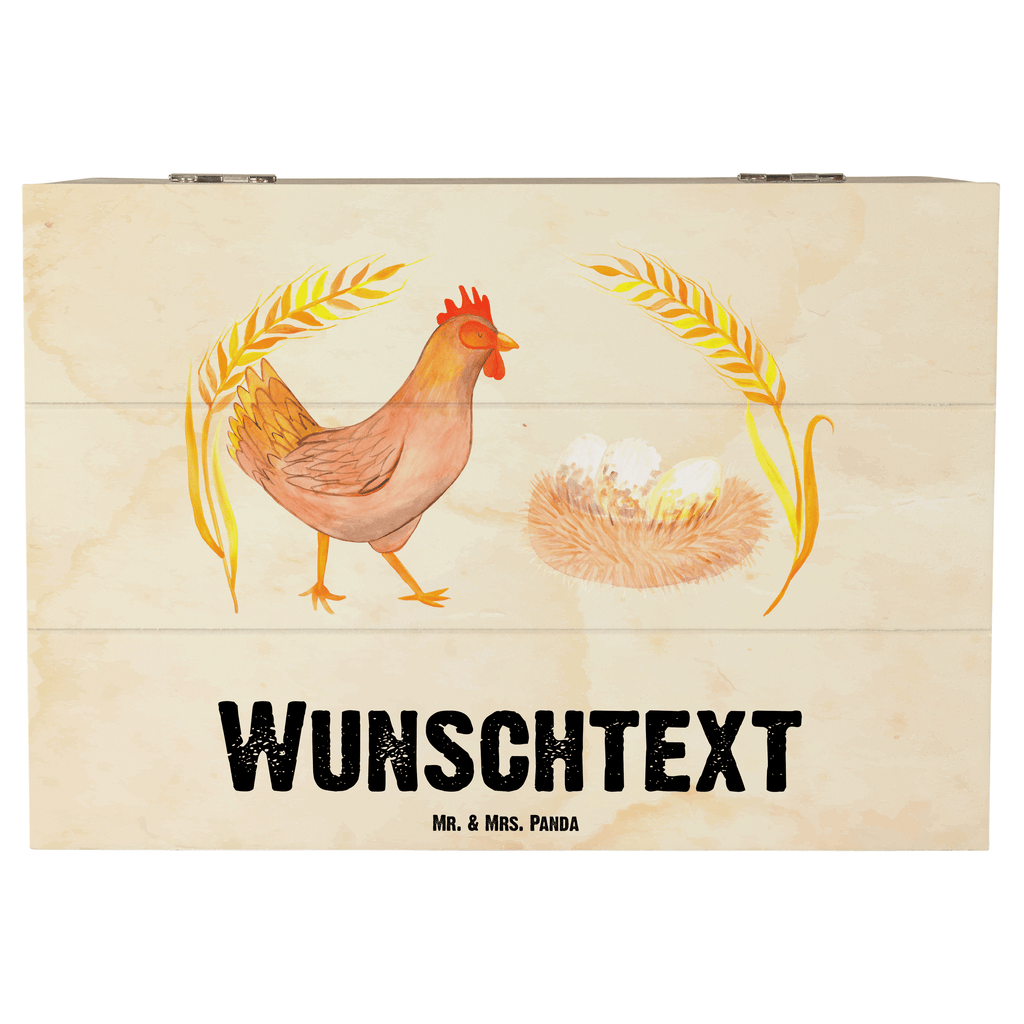 Personalisierte Holzkiste Huhn stolz Holzkiste mit Namen, Kiste mit Namen, Schatzkiste mit Namen, Truhe mit Namen, Schatulle mit Namen, Erinnerungsbox mit Namen, Erinnerungskiste, mit Namen, Dekokiste mit Namen, Aufbewahrungsbox mit Namen, Holzkiste Personalisiert, Kiste Personalisiert, Schatzkiste Personalisiert, Truhe Personalisiert, Schatulle Personalisiert, Erinnerungsbox Personalisiert, Erinnerungskiste Personalisiert, Dekokiste Personalisiert, Aufbewahrungsbox Personalisiert, Bauernhof, Hoftiere, Landwirt, Landwirtin, Hahn, Henne, Hühner, Eier, Hof, Landleben, Motivation, Geburt, Magie, Spruch, Schwangerschaft