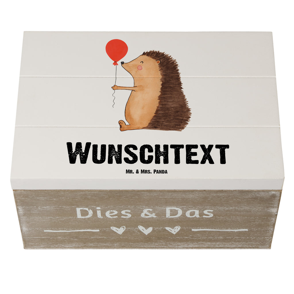 Personalisierte Holzkiste Igel mit Luftballon Holzkiste mit Namen, Kiste mit Namen, Schatzkiste mit Namen, Truhe mit Namen, Schatulle mit Namen, Erinnerungsbox mit Namen, Erinnerungskiste, mit Namen, Dekokiste mit Namen, Aufbewahrungsbox mit Namen, Holzkiste Personalisiert, Kiste Personalisiert, Schatzkiste Personalisiert, Truhe Personalisiert, Schatulle Personalisiert, Erinnerungsbox Personalisiert, Erinnerungskiste Personalisiert, Dekokiste Personalisiert, Aufbewahrungsbox Personalisiert, süße Tiermotive, gute Laune, lustige Sprüche, Tiere, Igel, Geburtstag, Herzlichen Glückwunsch, Glückwunsch, Geburtstagskind, Ballon, Happy Birthday