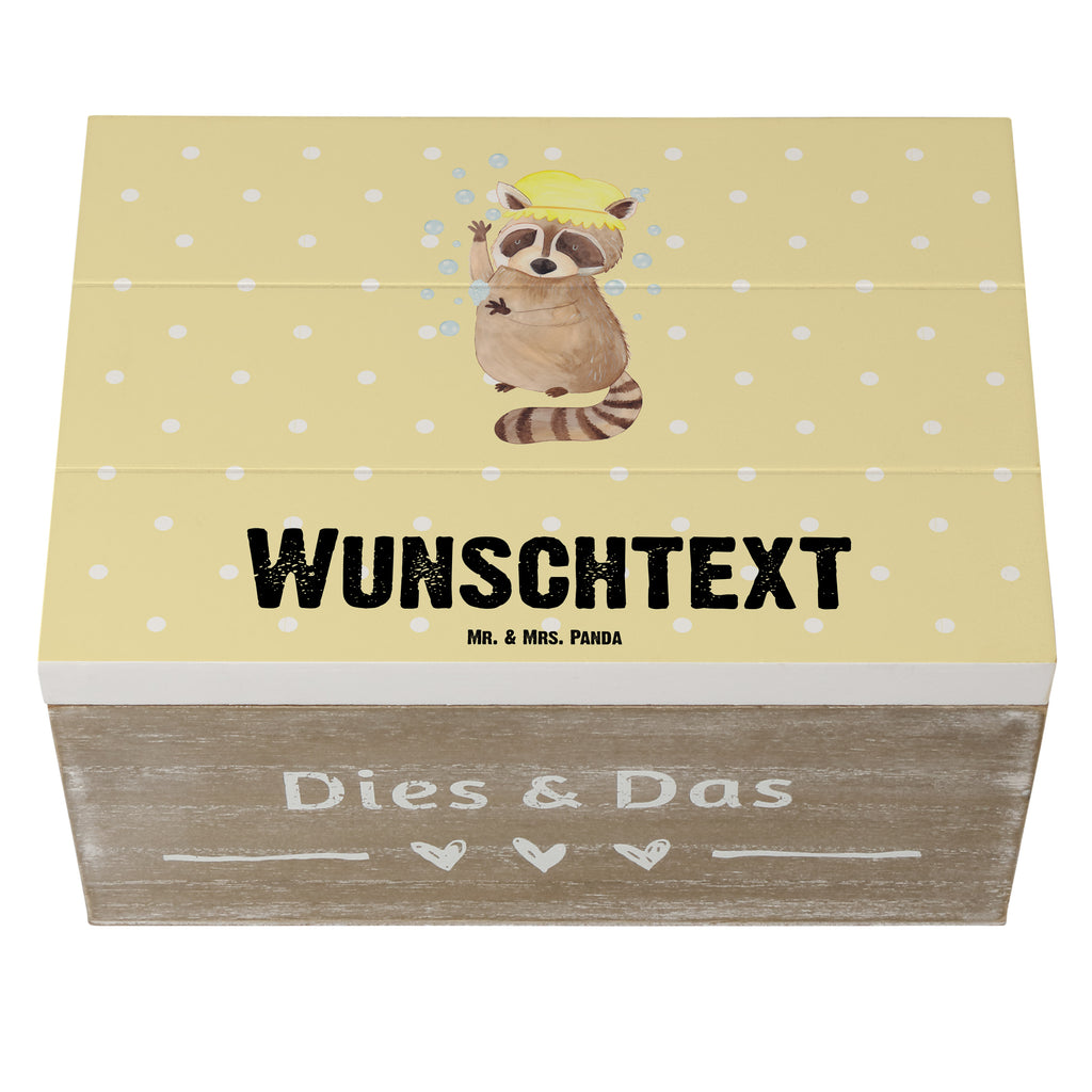 Personalisierte Holzkiste  Waschbär Waschbär, Tagträumen, Plan, Fröhlich, waschen, Seifenblasen Holzkiste mit Namen, Kiste mit Namen, Schatzkiste mit Namen, Truhe mit Namen, Schatulle mit Namen, Erinnerungsbox mit Namen, Erinnerungskiste, mit Namen, Dekokiste mit Namen, Aufbewahrungsbox mit Namen, Holzkiste Personalisiert, Kiste Personalisiert, Schatzkiste Personalisiert, Truhe Personalisiert, Schatulle Personalisiert, Erinnerungsbox Personalisiert, Erinnerungskiste Personalisiert, Dekokiste Personalisiert, Aufbewahrungsbox Personalisiert  süße Tiermotive, gute Laune, lustige Sprüche, Tiere
