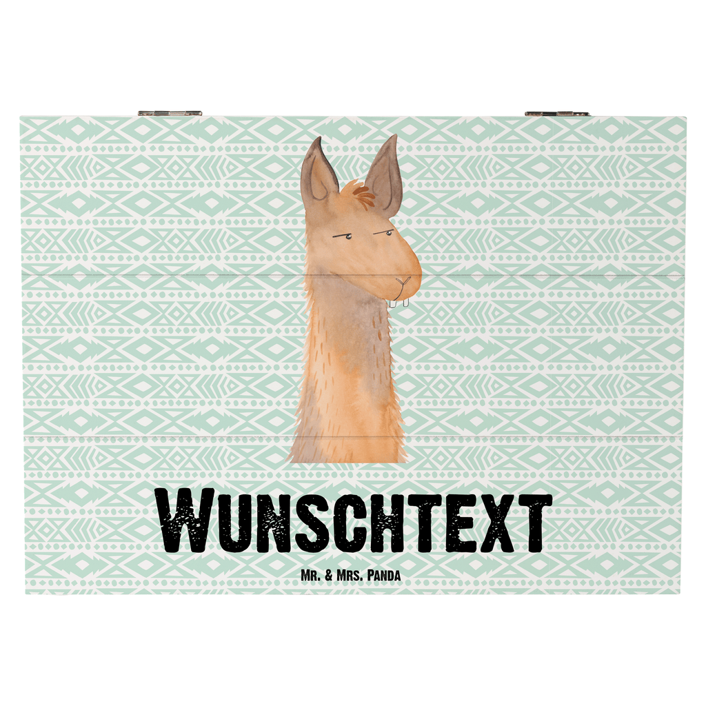 Personalisierte Holzkiste Lamakopf genervt Holzkiste mit Namen, Kiste mit Namen, Schatzkiste mit Namen, Truhe mit Namen, Schatulle mit Namen, Erinnerungsbox mit Namen, Erinnerungskiste, mit Namen, Dekokiste mit Namen, Aufbewahrungsbox mit Namen, Holzkiste Personalisiert, Kiste Personalisiert, Schatzkiste Personalisiert, Truhe Personalisiert, Schatulle Personalisiert, Erinnerungsbox Personalisiert, Erinnerungskiste Personalisiert, Dekokiste Personalisiert, Aufbewahrungsbox Personalisiert, Lama, Alpaka, Lamas, Recht haben, genervt sein, Freundin, beste Freundin, Partnerin, Büro, Büroalltag, Chef, Chefin, Azubi