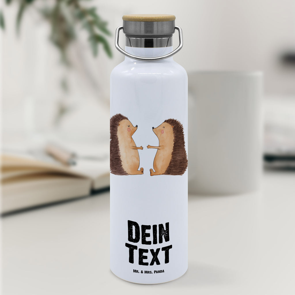 Personalisierte Trinkflasche Igel Liebe Personalisierte Trinkflasche, Trinkflasche mit Namen, Trinkflasche bedrucken, Flasche personalisiert, Trinkflasch mit Aufdruck, Trinkflasche Werbegeschenk, Namensaufdruck Trinkflasche, Sportflasche personalisiert, Trinkflasche Sport, Liebe, Partner, Freund, Freundin, Ehemann, Ehefrau, Heiraten, Verlobung, Heiratsantrag, Liebesgeschenk, Jahrestag, Hocheitstag, Verliebt, Verlobt, Verheiratet, Geschenk, Liebesbeweis, Hochzeitstag, Hochzeit, Igel