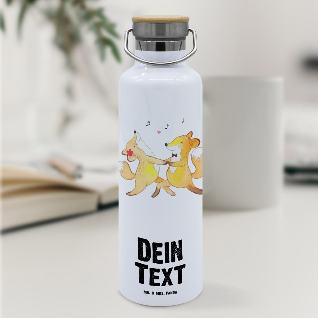 Personalisierte Trinkflasche Füchse Salsa tanzen Tage Personalisierte Trinkflasche, Trinkflasche mit Namen, Trinkflasche bedrucken, Flasche personalisiert, Trinkflasch mit Aufdruck, Trinkflasche Werbegeschenk, Namensaufdruck Trinkflasche, Sportflasche personalisiert, Trinkflasche Sport, Geschenk, Sport, Sportart, Hobby, Schenken, Danke, Dankeschön, Auszeichnung, Gewinn, Sportler, Salsa tanzen, Tanzschule, Tanzen, Tanzkurs