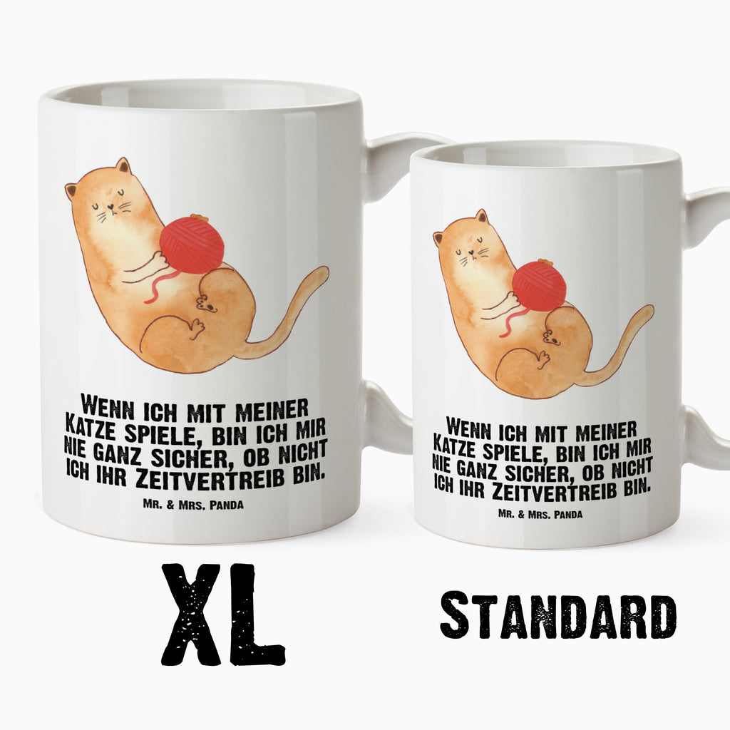 XL Tasse Katzen Wollknäul XL Tasse, Große Tasse, Grosse Kaffeetasse, XL Becher, XL Teetasse, spülmaschinenfest, Jumbo Tasse, Groß, Katze, Katzenmotiv, Katzenfan, Katzendeko, Katzenfreund, Katzenliebhaber, Katzenprodukte, Katzenartikel, Katzenaccessoires, Katzensouvenirs, Katzenliebhaberprodukte, Katzenmotive, Katzen, Kater, Mietze, Cat, Cats, Katzenhalter, Katzenbesitzerin, Haustier, Wollknäuel, Wolle, Spielen, Spiel, verspielt
