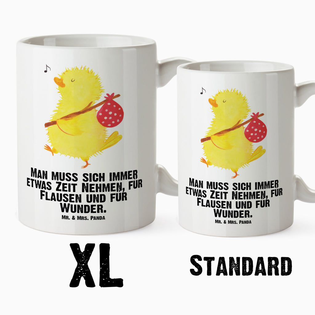 XL Tasse Küken Wanderer XL Tasse, Große Tasse, Grosse Kaffeetasse, XL Becher, XL Teetasse, spülmaschinenfest, Jumbo Tasse, Groß, Ostern, Osterhase, Ostergeschenke, Osternest, Osterdeko, Geschenk zu Ostern, Küken, Osterei, Ostereier, Ei, Frühlingsgefühle, Freude, Grüße, liebe Grüße, Frohe Ostern, Ostergrüße, Flausen, Wunder, Reisen, Weltenbummler, Zeit, Zeitmanagement, Backpacker