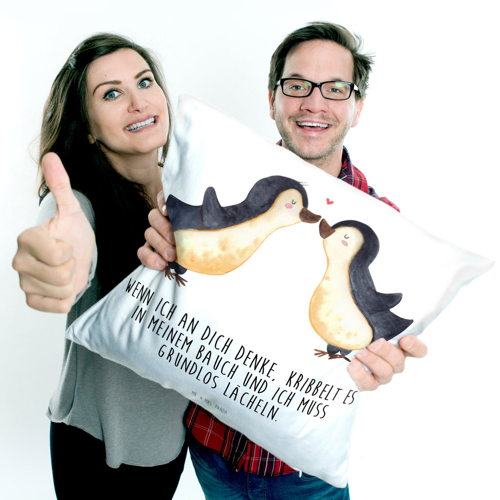 40x40 Kissen Pinguine Kuss Kissenhülle, Kopfkissen, Sofakissen, Dekokissen, Motivkissen, Liebe, Partner, Freund, Freundin, Ehemann, Ehefrau, Heiraten, Verlobung, Heiratsantrag, Liebesgeschenk, Jahrestag, Hocheitstag, Valentinstag, Geschenk für Frauen, Hochzeitstag, Mitbringsel, Geschenk für Freundin, Geschenk für Partner, Liebesbeweis, für Männer, für Ehemann