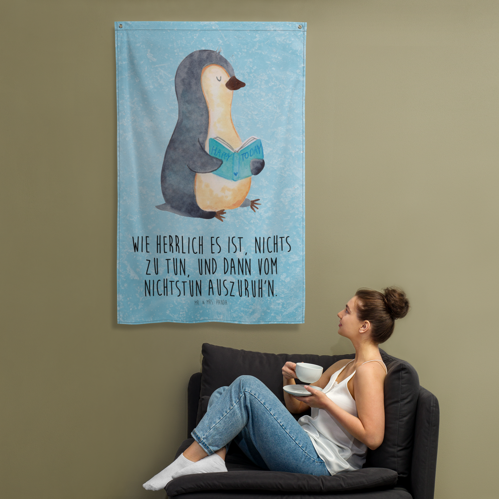 Wandteppich Pinguin Buch Wandbehang, Dekoration, Boho, Wandteppich, Wandtuch, Wanddeko, Tapisserie, Tapestry, Wandbild, Textil-Kunst, Schmuck-Wandbehang, Wand Deko, Kinderzimmer, Kinderzimmer Wand, Kinderzimmer Deko, Kinderzimmer Wanddeko, Pinguin, Pinguine, Buch, Lesen, Bücherwurm, Nichtstun, Faulenzen, Ferien, Urlaub, Freizeit
