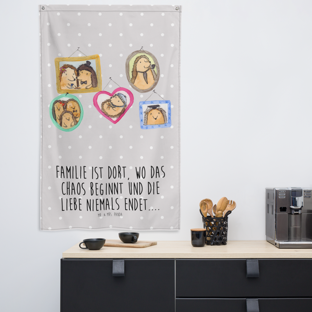 Wandteppich Igel Familie Wandbehang, Dekoration, Boho, Wandteppich, Wandtuch, Wanddeko, Tapisserie, Tapestry, Wandbild, Textil-Kunst, Schmuck-Wandbehang, Wand Deko, Kinderzimmer, Kinderzimmer Wand, Kinderzimmer Deko, Kinderzimmer Wanddeko, Familie, Vatertag, Muttertag, Bruder, Schwester, Mama, Papa, Oma, Opa, Liebe, Igel, Bilder, Zusammenhalt, Glück