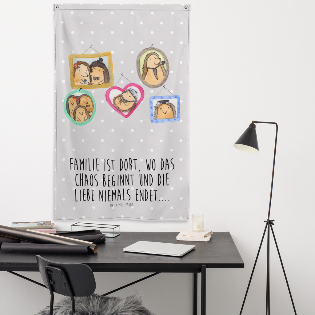 Wandteppich Igel Familie Wandbehang, Dekoration, Boho, Wandteppich, Wandtuch, Wanddeko, Tapisserie, Tapestry, Wandbild, Textil-Kunst, Schmuck-Wandbehang, Wand Deko, Kinderzimmer, Kinderzimmer Wand, Kinderzimmer Deko, Kinderzimmer Wanddeko, Familie, Vatertag, Muttertag, Bruder, Schwester, Mama, Papa, Oma, Opa, Liebe, Igel, Bilder, Zusammenhalt, Glück