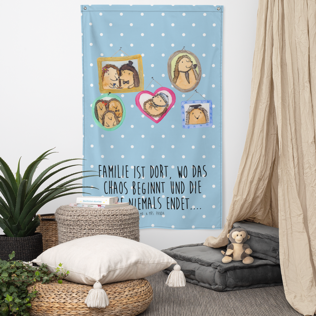 Wandteppich Igel Familie Wandbehang, Dekoration, Boho, Wandteppich, Wandtuch, Wanddeko, Tapisserie, Tapestry, Wandbild, Textil-Kunst, Schmuck-Wandbehang, Wand Deko, Kinderzimmer, Kinderzimmer Wand, Kinderzimmer Deko, Kinderzimmer Wanddeko, Familie, Vatertag, Muttertag, Bruder, Schwester, Mama, Papa, Oma, Opa, Liebe, Igel, Bilder, Zusammenhalt, Glück