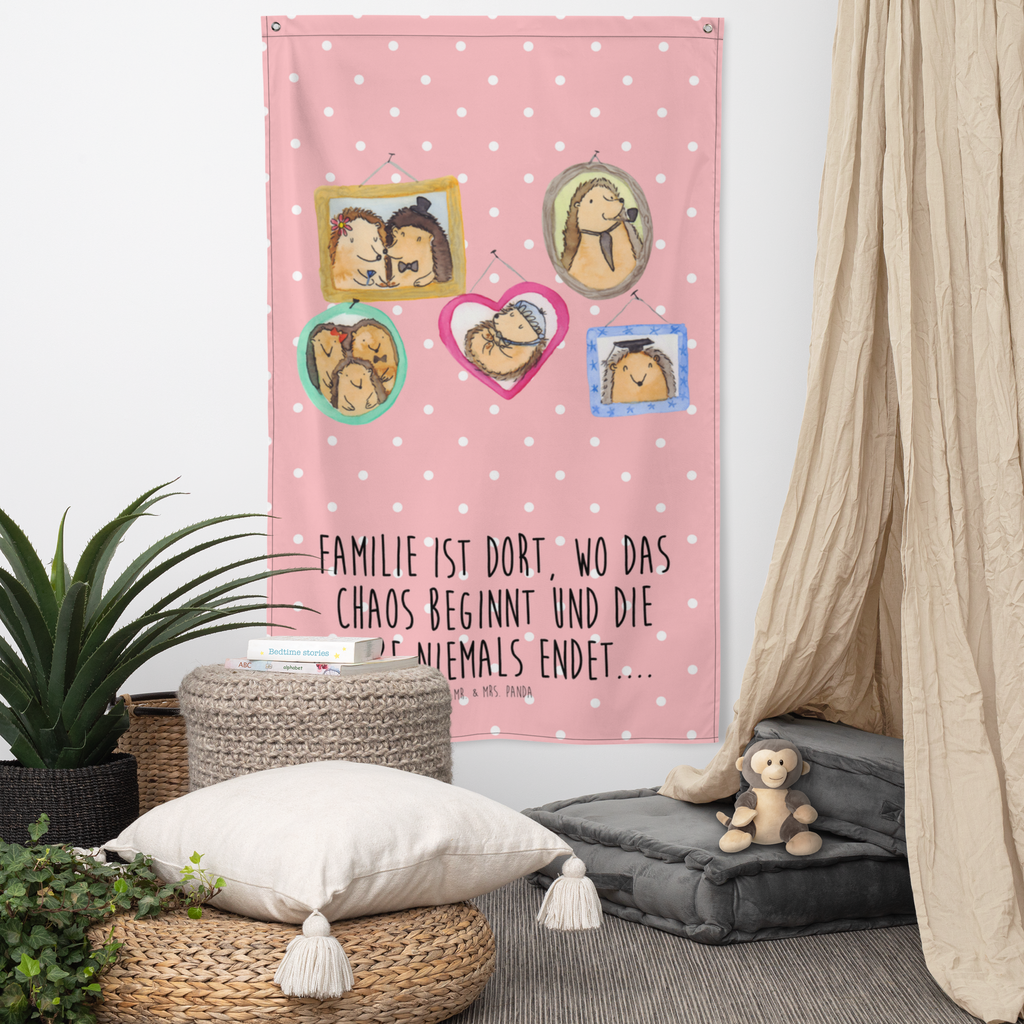 Wandteppich Igel Familie Wandbehang, Dekoration, Boho, Wandteppich, Wandtuch, Wanddeko, Tapisserie, Tapestry, Wandbild, Textil-Kunst, Schmuck-Wandbehang, Wand Deko, Kinderzimmer, Kinderzimmer Wand, Kinderzimmer Deko, Kinderzimmer Wanddeko, Familie, Vatertag, Muttertag, Bruder, Schwester, Mama, Papa, Oma, Opa, Liebe, Igel, Bilder, Zusammenhalt, Glück