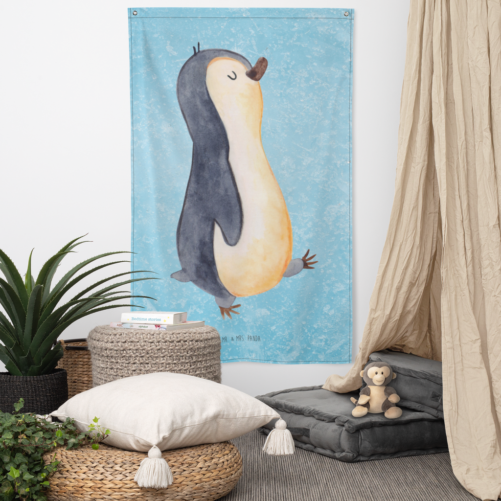 Wandbehang Pinguin marschierend Pinguin, Pinguine, Frühaufsteher, Langschläfer, Bruder, Schwester, Familie	 Wandbehang, Dekoration, Boho, Wandteppich, Wandtuch, Wanddeko, Tapisserie, Tapestry  Pinguin