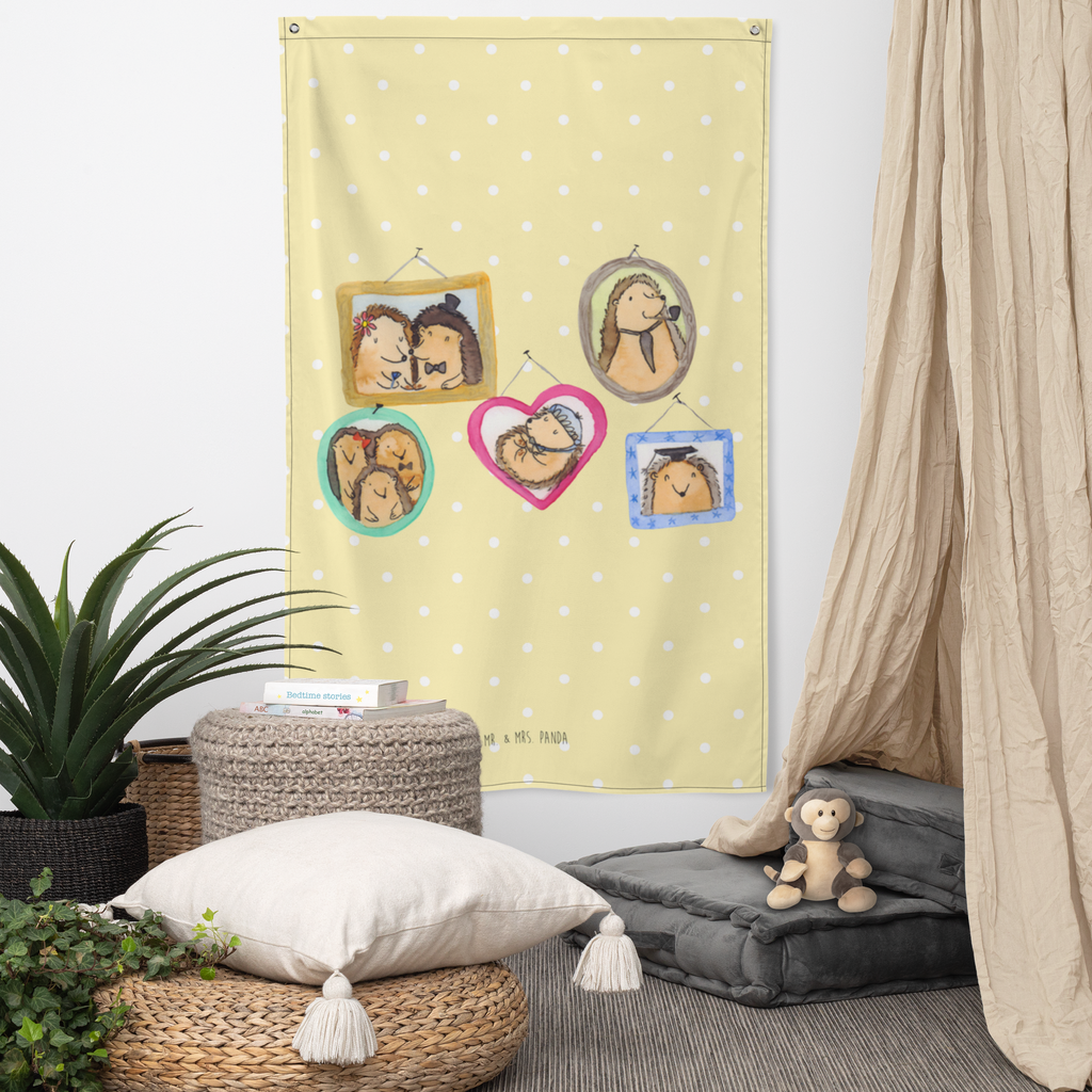 Wandteppich Igel Familie Wandbehang, Dekoration, Boho, Wandteppich, Wandtuch, Wanddeko, Tapisserie, Tapestry, Wandbild, Textil-Kunst, Schmuck-Wandbehang, Wand Deko, Kinderzimmer, Kinderzimmer Wand, Kinderzimmer Deko, Kinderzimmer Wanddeko, Familie, Vatertag, Muttertag, Bruder, Schwester, Mama, Papa, Oma, Opa, Liebe, Igel, Bilder, Zusammenhalt, Glück
