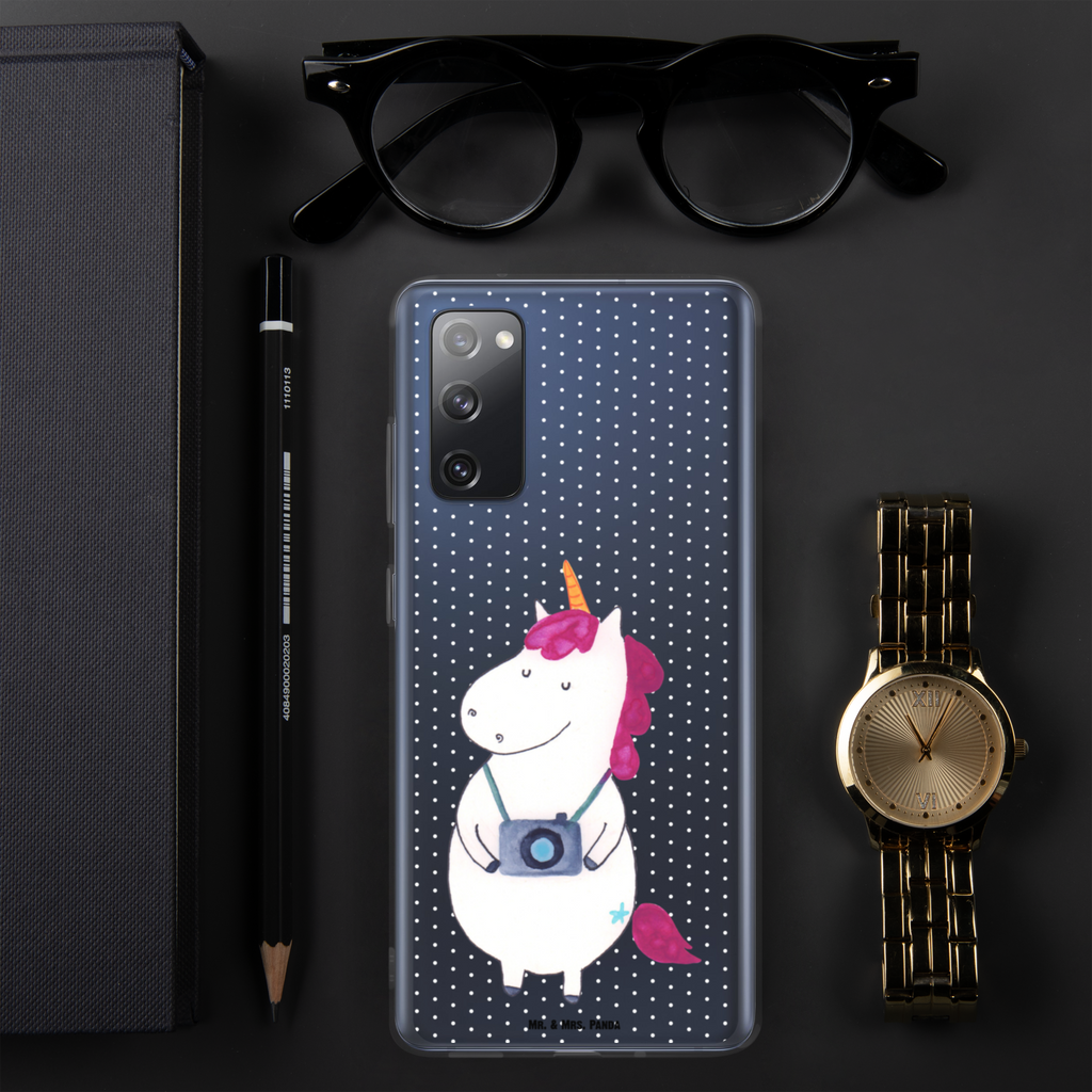 Handyhülle Einhorn Fotograf Einhorn, Einhörner, Unicorn, Fotograf, Fotografie, Kamera, Reisen, Weltreise, Weltenbummler, Urlaub, Tourist, Kurztrip, Reise, Städtereise Handyhülle, Handycover, Transparente Handyhülle, Flexible Handyhülle, Handyschutz, Transparent, Durchsichtig, Schutzhülle für Handy, Stilvolle Handyhülle, Robuste Handyhülle, Schutz vor Kratzern, Schützende Handyhülle  Einhorn, Einhörner, Einhorn Deko, Pegasus, Unicorn
