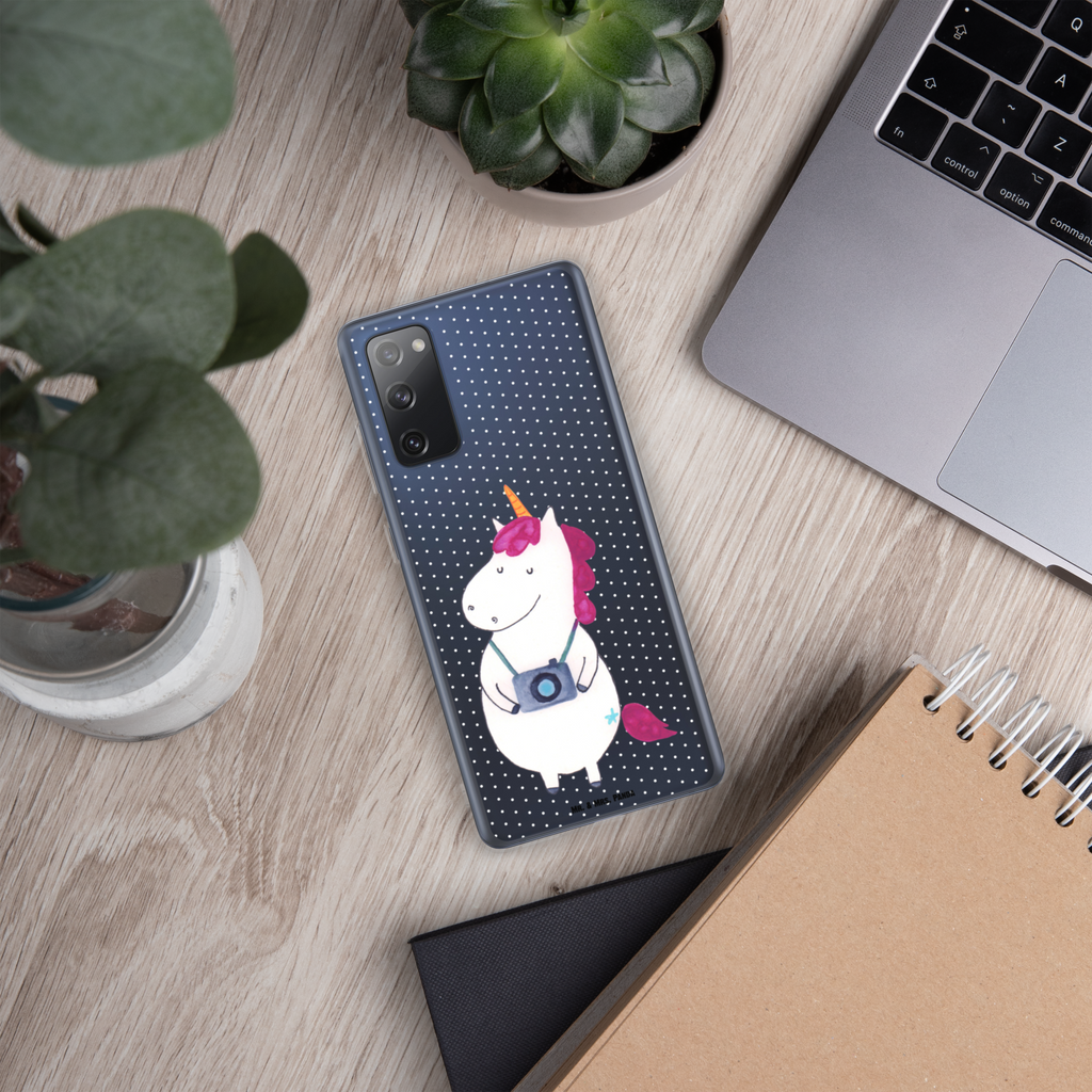 Handyhülle Einhorn Fotograf Einhorn, Einhörner, Unicorn, Fotograf, Fotografie, Kamera, Reisen, Weltreise, Weltenbummler, Urlaub, Tourist, Kurztrip, Reise, Städtereise Handyhülle, Handycover, Transparente Handyhülle, Flexible Handyhülle, Handyschutz, Transparent, Durchsichtig, Schutzhülle für Handy, Stilvolle Handyhülle, Robuste Handyhülle, Schutz vor Kratzern, Schützende Handyhülle  Einhorn, Einhörner, Einhorn Deko, Pegasus, Unicorn