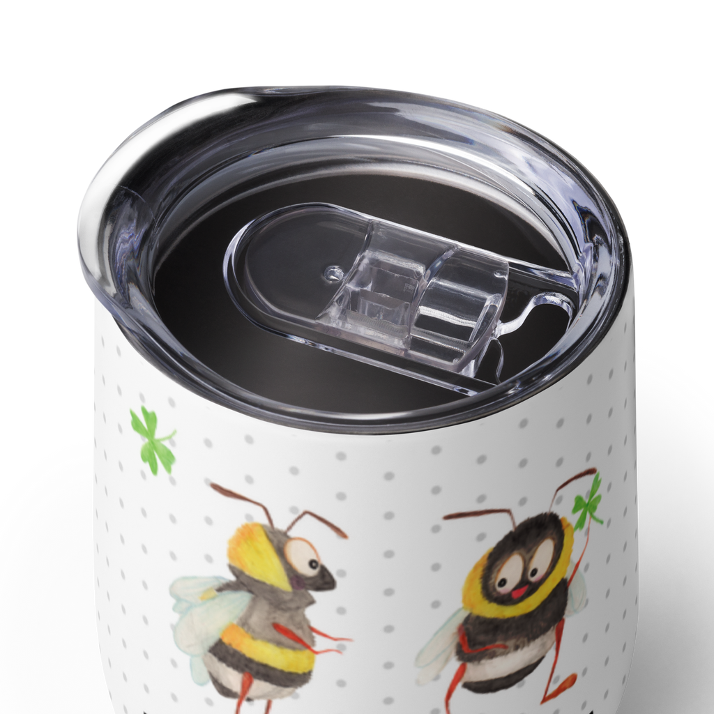 Personalisierter Weinbecher Bienen Paar Personalisierter Weinbecher, Personalisierter Glühwein Becher, Heißgetränke, Personalisierter Trinkbecher, Personalisierter Weinkelch, Personalisiertes Weingläser, hochwertiger Weinbecher, Weinbecher Reisen, Weinbecher unterwegs, Personalisertes Sommerglas, mit Namen, Wunschtext, Personalisierung, selbst bedrucken, Personalisiertes Weinglas, Liebe, Partner, Freund, Freundin, Ehemann, Ehefrau, Heiraten, Verlobung, Heiratsantrag, Liebesgeschenk, Jahrestag, Hocheitstag, Valentinstag, Geschenk für Frauen, Hochzeitstag, Mitbringsel, Geschenk für Freundin, Geschenk für Partner, Liebesbeweis, für Männer, für Ehemann, Schildkröten, verliebte Schildkröten