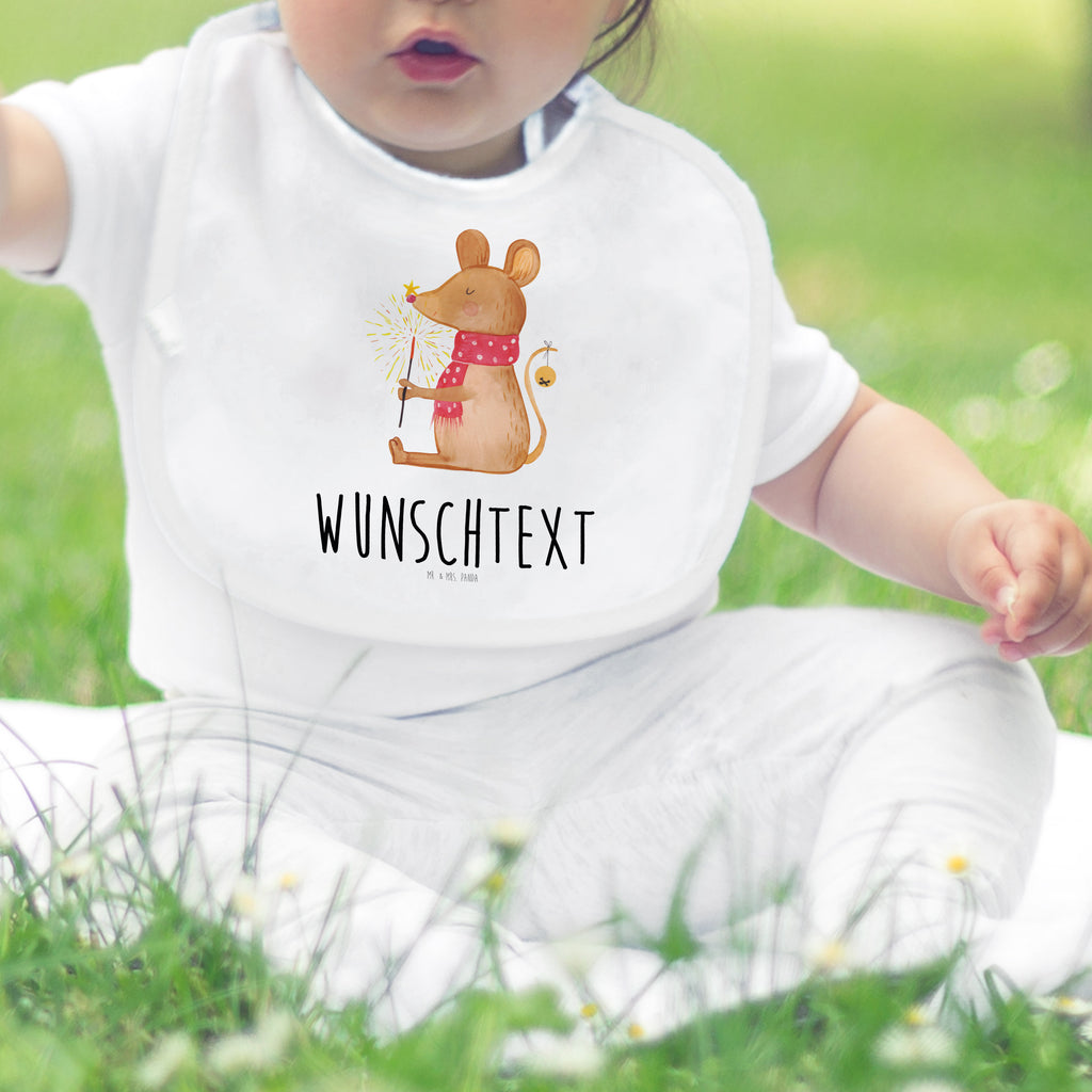 Personalisiertes Babylätzchen Weihnachtsmaus Baby, Personalisiertes Lätzchen, Personalisiertes Spucktuch, Personalisiertes Sabberlätzchen, Personalisiertes Klettlätzchen, Personalisiertes Baby-Lätzchen, KPersonalisiertes Kinderlätzchen, Personalisiertes Geburt Geschenk, Geschenkidee Geburt, Personalisiertes Baby-Spucktuch, Personalisierter Baby-Kleckschutz, Personalisiertes Babyparty Geschenk, Personalisiertes Lätzchen für Babys, Lätzchen mit Namen, Spucktuch mit Namen, Sabberlätzchen mit Namen, Klettlätzchen mit Namen, Baby-Lätzchen mit Namen, Kinderlätzchen mit Namen, Geburt Geschenk mit Namen, Geschenkidee Geburt mit Namen, Baby-Spucktuch mit Namen, Baby-Kleckschutz, Babyparty Geschenk mit Namen, Lätzchen für Babys mit Namen, Selbst gestalten, Wunschnamen, Babylätzchen Bedrucken, Winter, Weihnachten, Weihnachtsdeko, Nikolaus, Advent, Heiligabend, Wintermotiv, Frohe Weihnachten, Weihnachtsgruß, Weihnachtsmotiv, Maus, Mäuschen, Weihnachtswunder