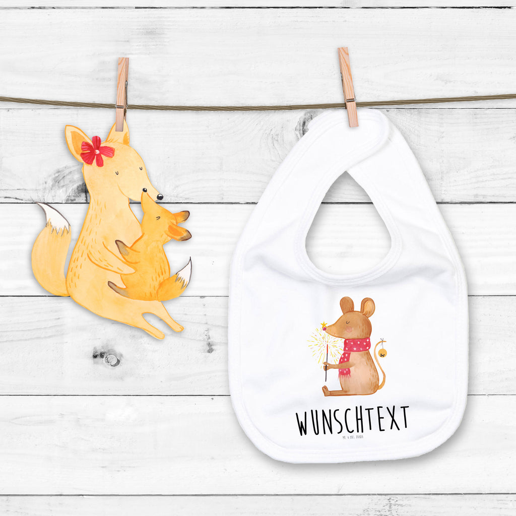 Personalisiertes Babylätzchen Weihnachtsmaus Baby, Personalisiertes Lätzchen, Personalisiertes Spucktuch, Personalisiertes Sabberlätzchen, Personalisiertes Klettlätzchen, Personalisiertes Baby-Lätzchen, KPersonalisiertes Kinderlätzchen, Personalisiertes Geburt Geschenk, Geschenkidee Geburt, Personalisiertes Baby-Spucktuch, Personalisierter Baby-Kleckschutz, Personalisiertes Babyparty Geschenk, Personalisiertes Lätzchen für Babys, Lätzchen mit Namen, Spucktuch mit Namen, Sabberlätzchen mit Namen, Klettlätzchen mit Namen, Baby-Lätzchen mit Namen, Kinderlätzchen mit Namen, Geburt Geschenk mit Namen, Geschenkidee Geburt mit Namen, Baby-Spucktuch mit Namen, Baby-Kleckschutz, Babyparty Geschenk mit Namen, Lätzchen für Babys mit Namen, Selbst gestalten, Wunschnamen, Babylätzchen Bedrucken, Winter, Weihnachten, Weihnachtsdeko, Nikolaus, Advent, Heiligabend, Wintermotiv, Frohe Weihnachten, Weihnachtsgruß, Weihnachtsmotiv, Maus, Mäuschen, Weihnachtswunder
