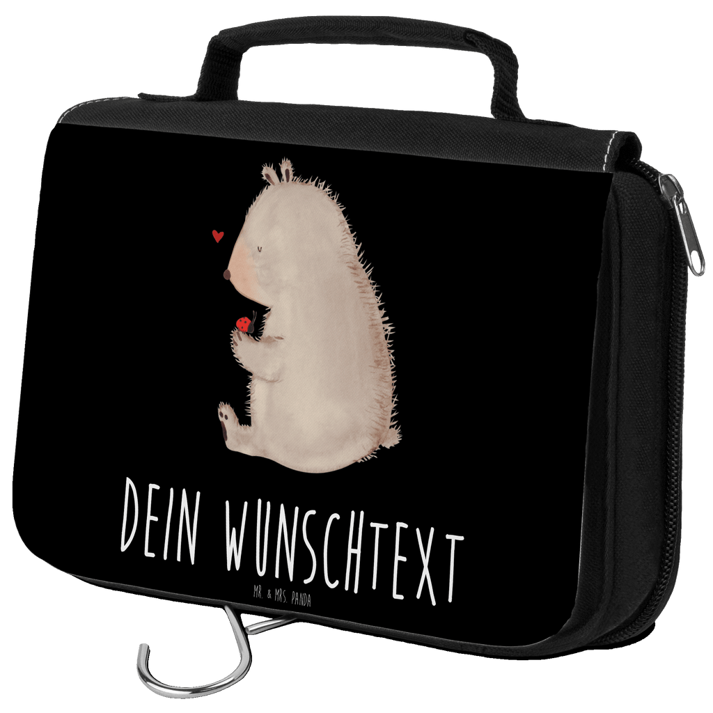 Personalisierter Kulturbeutel Bär mit Marienkäfer Personalisierter Kulturbeutel, Personalisierte Waschtasche, Personalisierte Kosmetiktasche, Damen, Herren, Personalisierte Aufbewahrungstasche, Personalisierte Schminktasche, Personalisierter Kosmetikbeutel, Personalisierter Organizer, Personalisierte Kulturtasche, Personalisierte Schminkutensil, Personalisierung, Wunschtext, Wunschname, Selbst bedrucken, Kulturbeutel mit Namen, Bär, Teddy, Teddybär, Marienkäfer, Liebe, Freiheit, Motivation, Das Leben ist schön