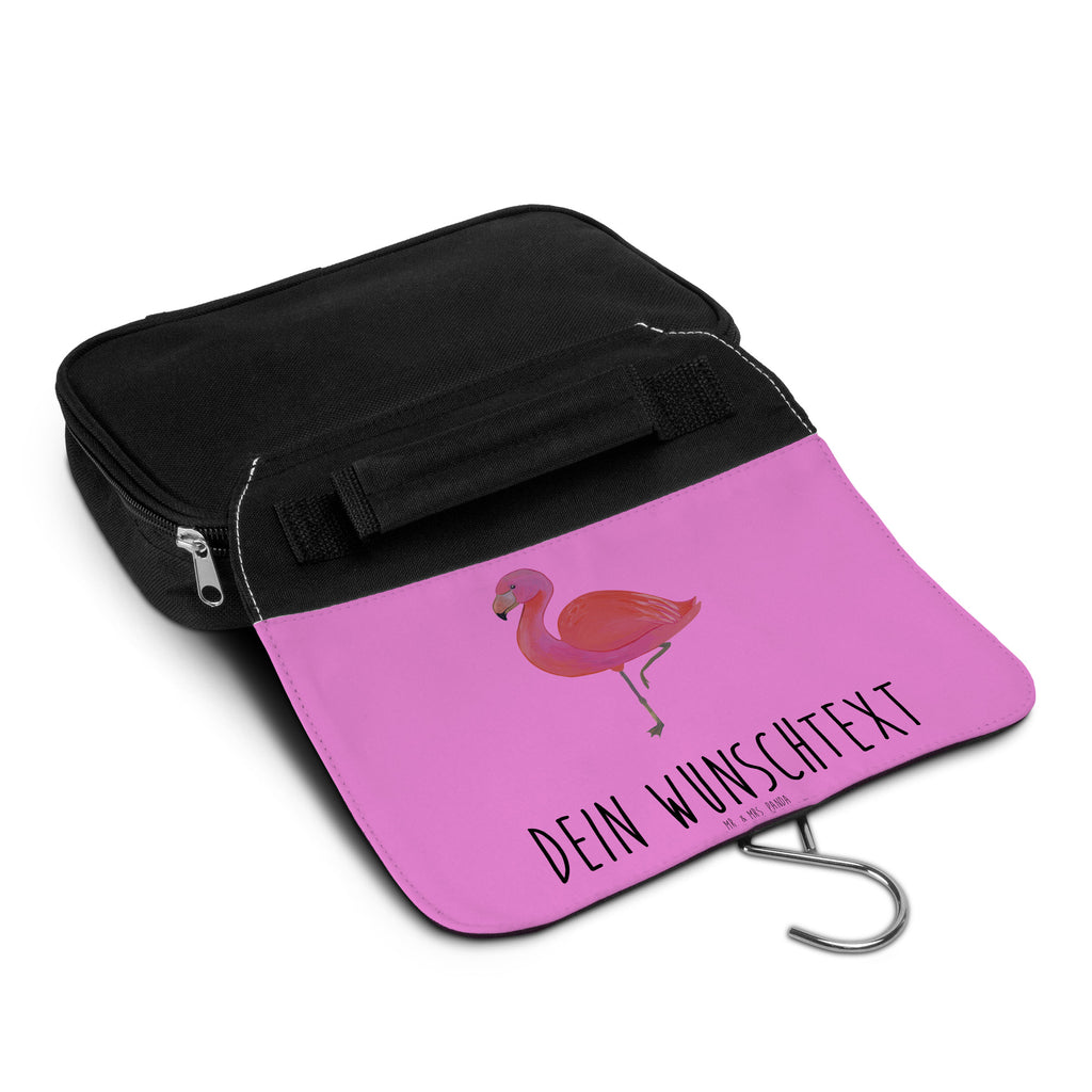 Personalisierter Kulturbeutel Flamingo classic Personalisierter Kulturbeutel, Personalisierte Waschtasche, Personalisierte Kosmetiktasche, Damen, Herren, Personalisierte Aufbewahrungstasche, Personalisierte Schminktasche, Personalisierter Kosmetikbeutel, Personalisierter Organizer, Personalisierte Kulturtasche, Personalisierte Schminkutensil, Personalisierung, Wunschtext, Wunschname, Selbst bedrucken, Kulturbeutel mit Namen, Flamingo, Einzigartig, Selbstliebe, Stolz, ich, für mich, Spruch, Freundin, Freundinnen, Außenseiter, Sohn, Tochter, Geschwister
